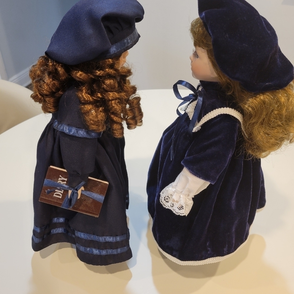 Elegant Navy Blue Dolls Set - Picture 2 of 5